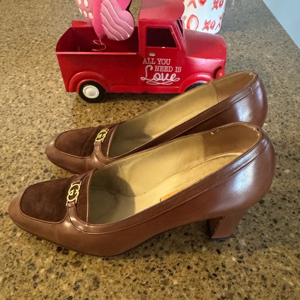 Gucci Vintage Brown Leather and Suede Loafers - Picture 2 of 6